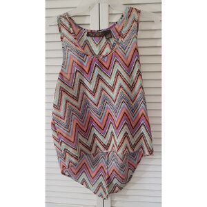 Short Sleeve High-Low Tank Top by Speed Control – Size S